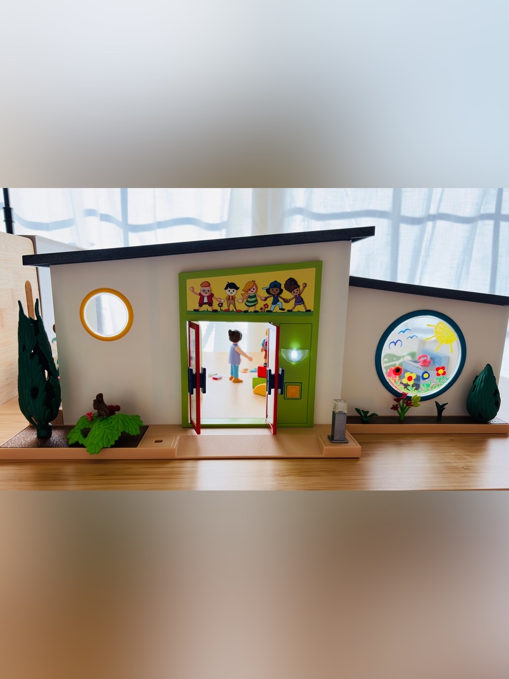 Playmobil Daycare / Playhouse with Dolls Furniture & Accessories
